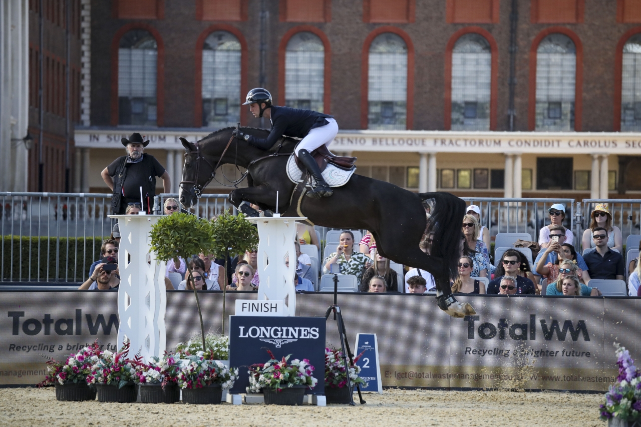 LGCT London_14_145_Thomas Gilles BEL Feromas van Beek Z_20220821_1LB_2103.JPG