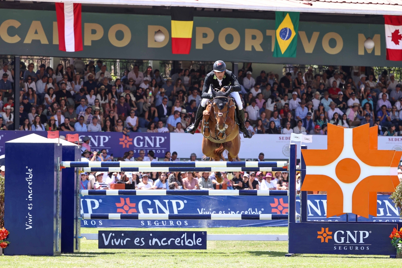 LGCT_12_160_Philippaerts Nicola BEL riding H&M Luna van't Ruytershof Z CSI5_20240414_02SG9942