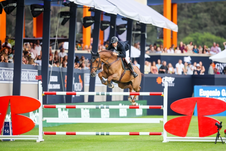 Mexico Roars as Garza Perez Delivers Jump-Off Masterclass in Trofeo Banorte