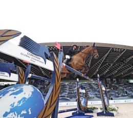 Jodie Hall McAteer Claims First Win of LGCT Shanghai in the CSI5* Two Phase Special
