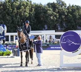 Niamh Devlin Claims Victory in CSI2* Two Phase Special 1.15m presented by PremiuMares