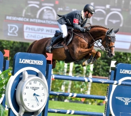 UNCOVER THE SECRETS of being a Show Jumping Groom with Lisa Fundis!