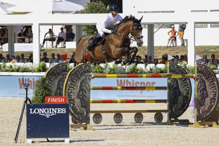 Julien Anquetin takes the win in the CSI5* Two Phase 1.40m