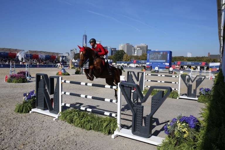 Taking Off: Explosion W - A Global Superstar