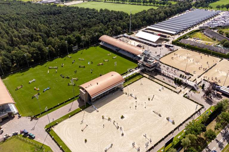 Reserve World Champions Dutch Team and Leading Riders Touch Down in Valkenswaard, Tops International Arena