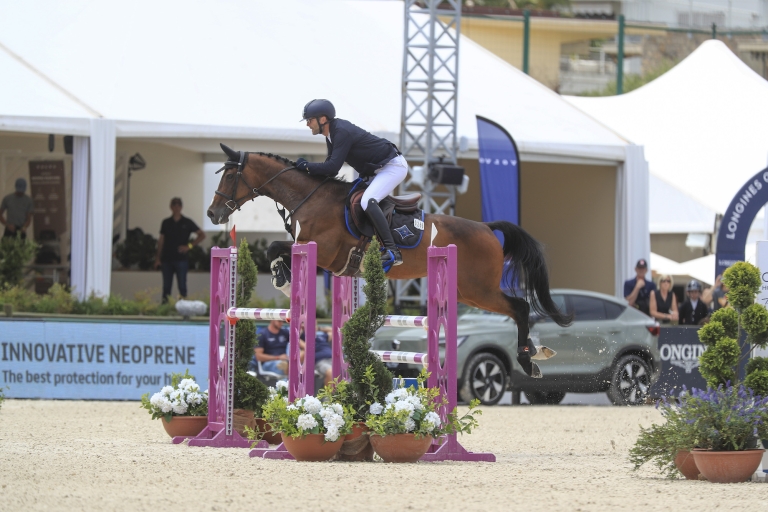 Romain Potin Takes the Top Spot in CSI2* Two Phase 1.25m presented by Aurélie Bidermann