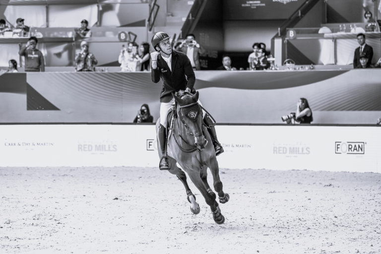 0.17 Seconds of Glory: Brash Steals the Crown from Thomas in Shanghai Showdown