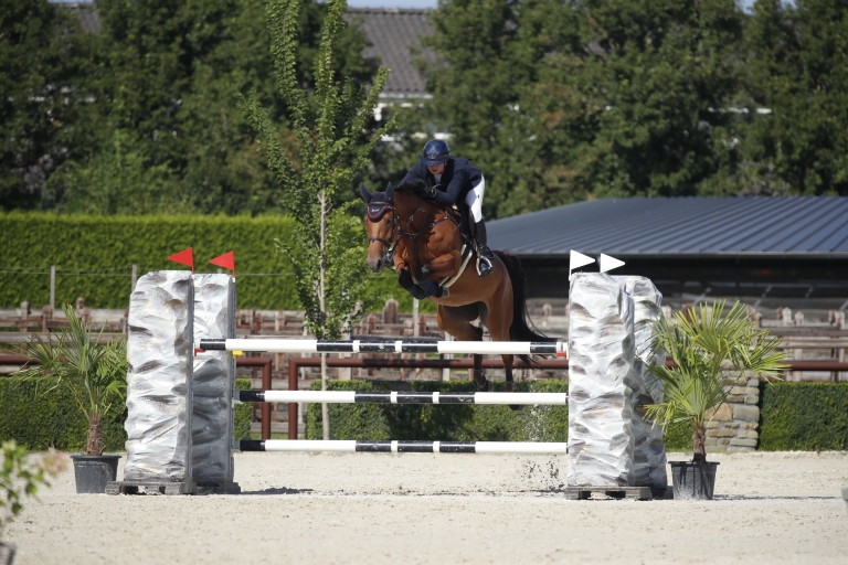 A home-turf win for Pascalle Lienesch, 1* 1.25m in Valkenswaard
